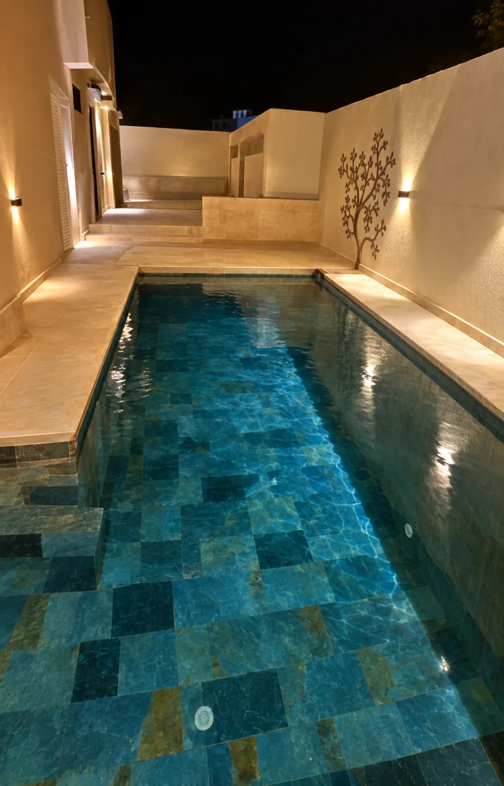 Villa récente de 335 m² avec piscine